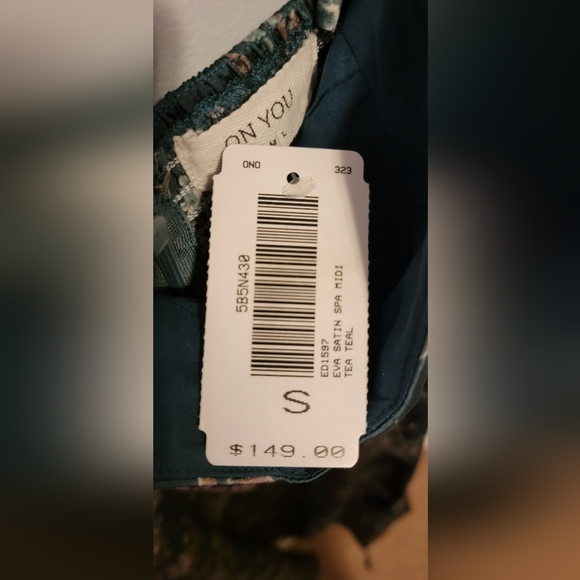 Satin Green Midi Dress size small - Picture 4 of 5